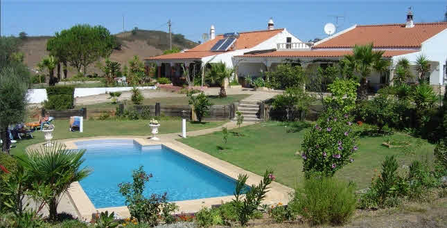 private holiday rental S. Marcos da Serra